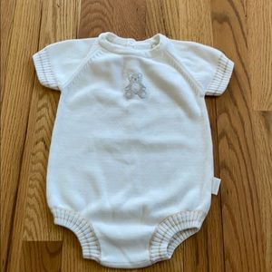 FAO sweater onsie, gender neutral, size 3-6 month